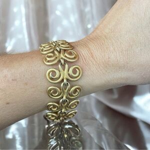 Vintage Signed Erwin Pearl Gold-Tone Scroll Bracelet